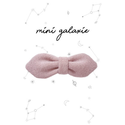 mini galaxie minigalaxie mode bebe enfant cadeau cadeau naissance barrette cheveux coiffure maman grossesse maternite anniversaire noel fete ceremonie barrette nœud liberty creatrice barrette nœud velours glitter romantique casual col amovible volante evolutif style original mariage vestiare kids France influenceuse fait main local meilleure marque francaise accessoire boheme concept eshop en ligne retro nœud papillon marque ecole coiffer chignon tresse maternelle penderie pince elastique serre tete foulard lange coton biologique chic badabloom glitter brillante cœur star or dore argent rose