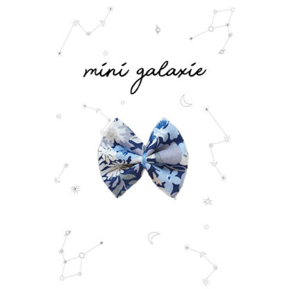 mini galaxie minigalaxie mode bebe enfant cadeau cadeau naissance barrette cheveux coiffure maman grossesse maternite anniversaire noel fete ceremonie barrette nœud liberty creatrice barrette nœud velours glitter romantique casual col amovible volante evolutif style original mariage vestiare kids France influenceuse fait main local meilleure marque francaise accessoire boheme concept eshop en ligne retro nœud papillon marque ecole coiffer chignon tresse maternelle penderie pince elastique serre tete foulard lange coton biologique chic badabloom