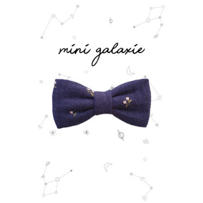 mini galaxie minigalaxie mode bebe enfant cadeau cadeau naissance barrette cheveux coiffure maman grossesse maternite anniversaire noel fete ceremonie barrette nœud liberty creatrice barrette nœud velours glitter romantique casual col amovible volante evolutif style original mariage vestiare kids France influenceuse fait main local meilleure marque francaise accessoire boheme concept eshop en ligne retro nœud papillon marque ecole coiffer chignon tresse maternelle penderie pince elastique serre tete foulard lange coton biologique chic badabloom glitter brillante cœur star or dore argent rose les nœuds de maman cadeau fille cadeau fete anniversaire ceremonie mariage pince anti glisse cadeau naissance bracelet perles fluorescent personnalise femme original