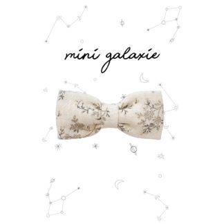 mini galaxie minigalaxie mode bebe enfant cadeau cadeau naissance barrette cheveux coiffure maman grossesse maternite anniversaire noel fete ceremonie barrette nœud liberty creatrice barrette nœud velours glitter romantique casual col amovible volante evolutif style original mariage vestiare kids France influenceuse fait main local meilleure marque francaise accessoire boheme concept eshop en ligne retro nœud papillon marque ecole coiffer chignon tresse maternelle penderie pince elastique serre tete foulard lange coton biologique chic badabloom