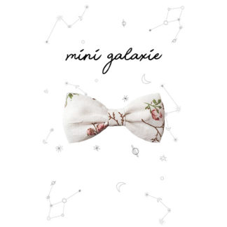 mini galaxie minigalaxie mode bebe enfant cadeau cadeau naissance barrette cheveux coiffure maman grossesse maternite anniversaire noel fete ceremonie barrette nœud liberty creatrice barrette nœud velours glitter romantique casual col amovible volante evolutif style original mariage vestiare kids France influenceuse fait main local meilleure marque francaise accessoire boheme concept eshop en ligne retro nœud papillon marque ecole coiffer chignon tresse maternelle penderie pince elastique serre tete foulard lange coton biologique chic badabloom glitter brillante cœur star or dore argent rose les nœuds de maman cadeau fille cadeau fete anniversaire ceremonie mariage pince anti glisse cadeau naissance bracelet perles fluorescent personnalise femme original