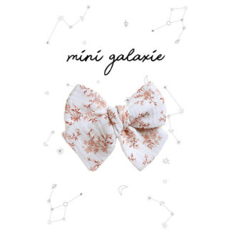 mini galaxie minigalaxie mode bebe enfant cadeau cadeau naissance barrette cheveux coiffure maman grossesse maternite anniversaire noel fete ceremonie barrette nœud liberty creatrice barrette nœud velours glitter romantique casual col amovible volante evolutif style original mariage vestiare kids France influenceuse fait main local meilleure marque francaise accessoire boheme concept eshop en ligne retro nœud papillon marque ecole coiffer chignon tresse maternelle penderie pince elastique serre tete foulard lange coton biologique chic badabloom glitter brillante cœur star or dore argent rose les nœuds de maman cadeau fille cadeau fete anniversaire ceremonie mariage pince anti glisse cadeau naissance bracelet perles fluorescent personnalise femme original obi obi les noeuds de maman luciole et petit pois smallable sergent major jacadi catimini amazon bohomane meri meri les noeuds de maman