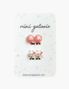 mini galaxie minigalaxie mode bebe enfant cadeau cadeau naissance barrette cheveux coiffure maman grossesse maternite anniversaire noel fete ceremonie barrette nœud liberty creatrice barrette nœud velours glitter romantique casual col amovible volante evolutif style original mariage vestiare kids France influenceuse fait main local meilleure marque francaise accessoire boheme concept eshop en ligne retro nœud papillon marque ecole coiffer chignon tresse maternelle penderie pince elastique serre tete foulard lange coton biologique chic badabloom glitter brillante cœur star or dore argent rose les nœuds de maman cadeau fille cadeau fete anniversaire ceremonie mariage pince anti glisse cadeau naissance bracelet perles fluorescent personnalise femme original obi obi les noeuds de maman luciole et petit pois smallable sergent major jacadi catimini amazon bohomane